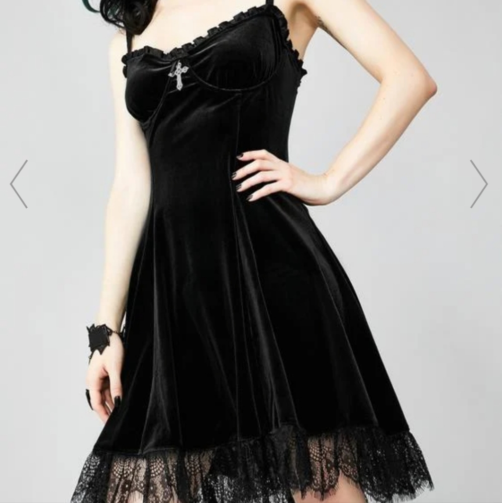 Velvet Dolls Kill Dress Size M - Picture 1 of 6